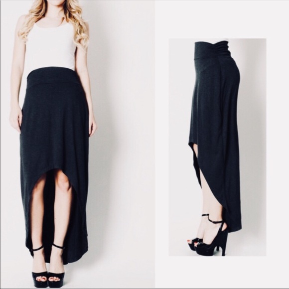 Zenana Outfitters Dresses & Skirts - ‼️ $10 Hi-Low Skirt‼️